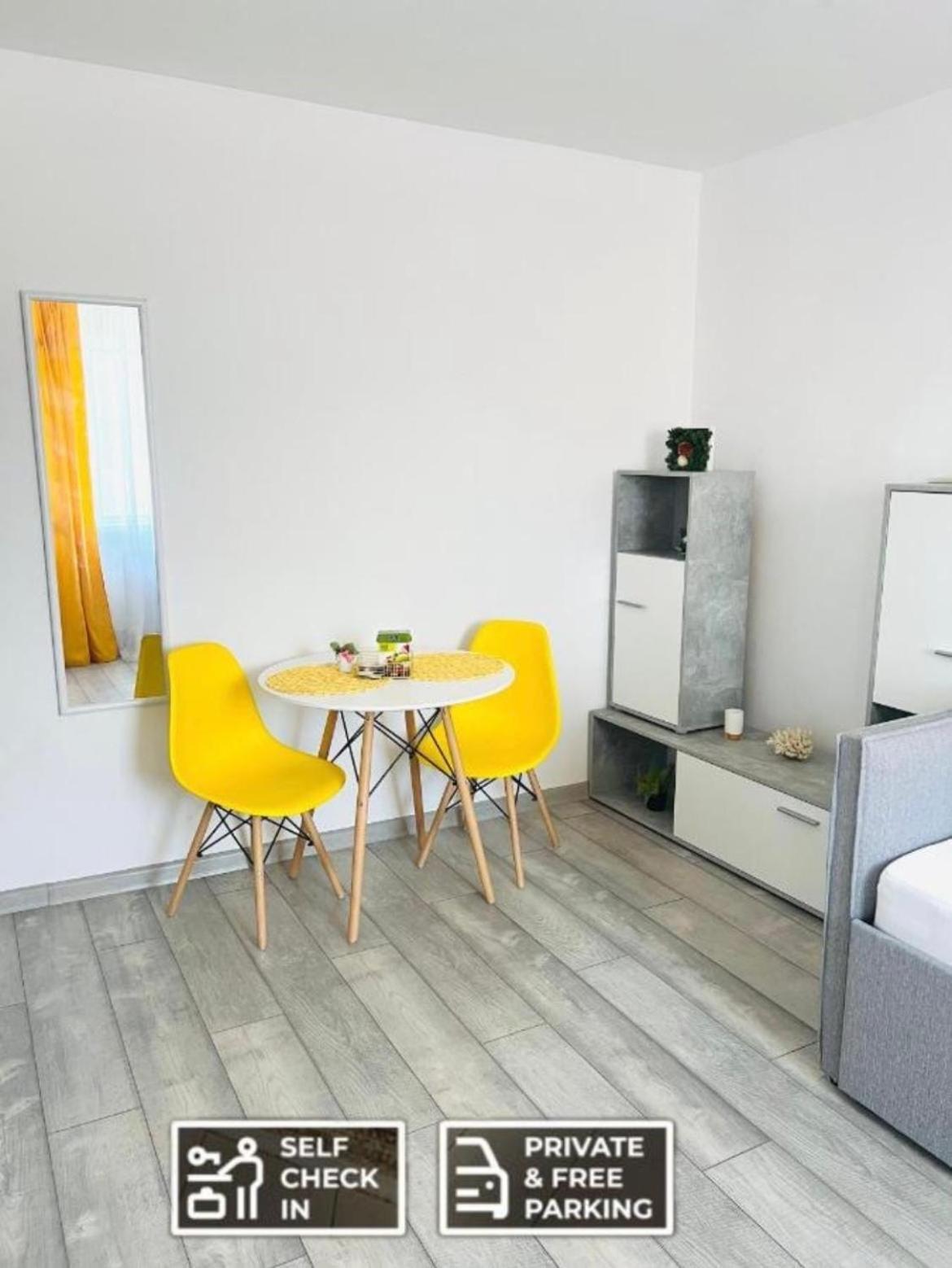 Miha Modern And Central Apartament Арад Экстерьер фото